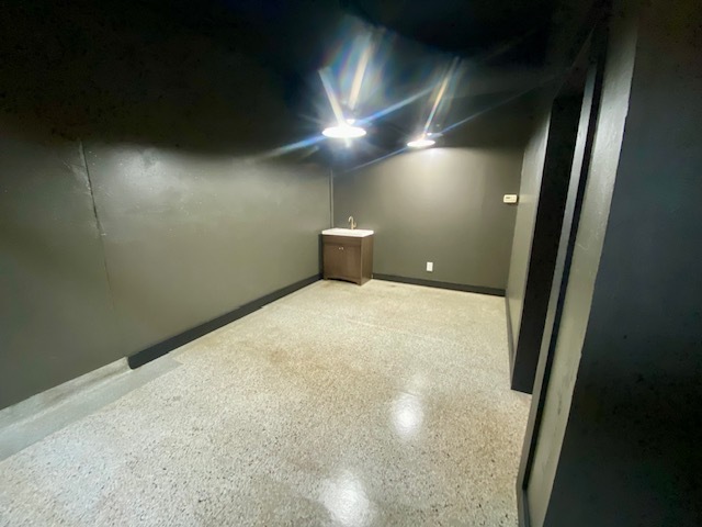 125 E Charles St, Muncie, IN à louer Photo de l’immeuble– Image 1 sur 7