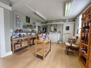 Sudbury Courtyard, Main Road, Sudbury, Ashbourne à louer Photo intérieure– Image 1 sur 2