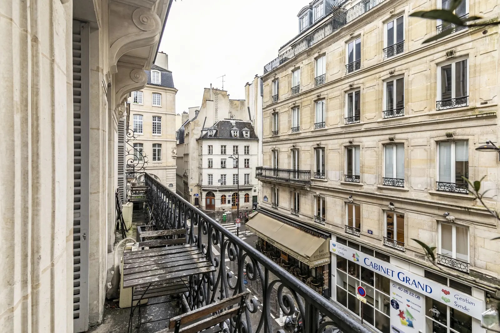 22 Avenue Victoria, Paris à louer Photo de l’immeuble– Image 1 sur 10