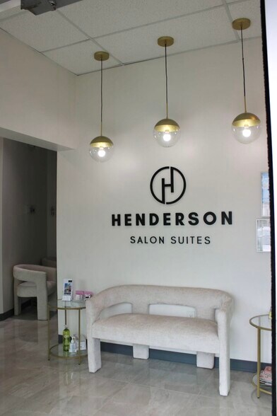 4242 Henderson Blvd, Tampa, FL à louer - Photo intérieure – Image 3 sur 16