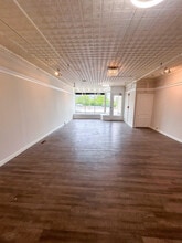 141 S Batavia Ave, Batavia, IL à louer Photo intérieure– Image 1 sur 17