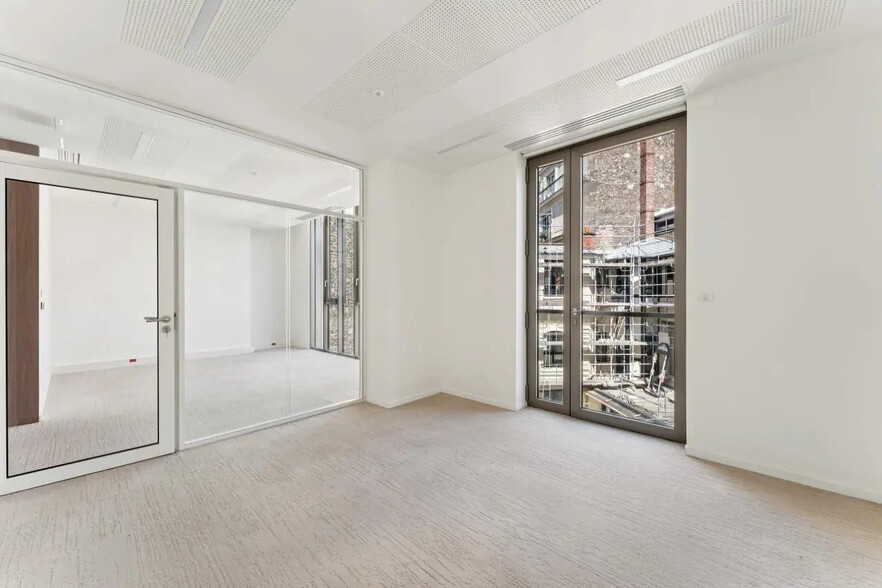 60 Rue Jouffroy D'Abbans, Paris à louer - Photo de l’immeuble – Image 2 sur 27
