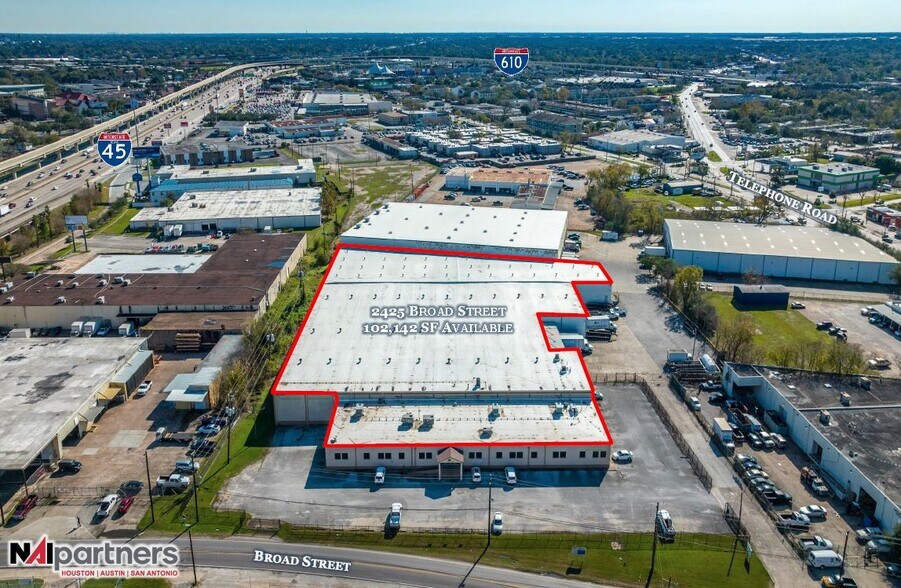 2425 Broad St, Houston, TX à louer - Photo de l’immeuble – Image 2 sur 16