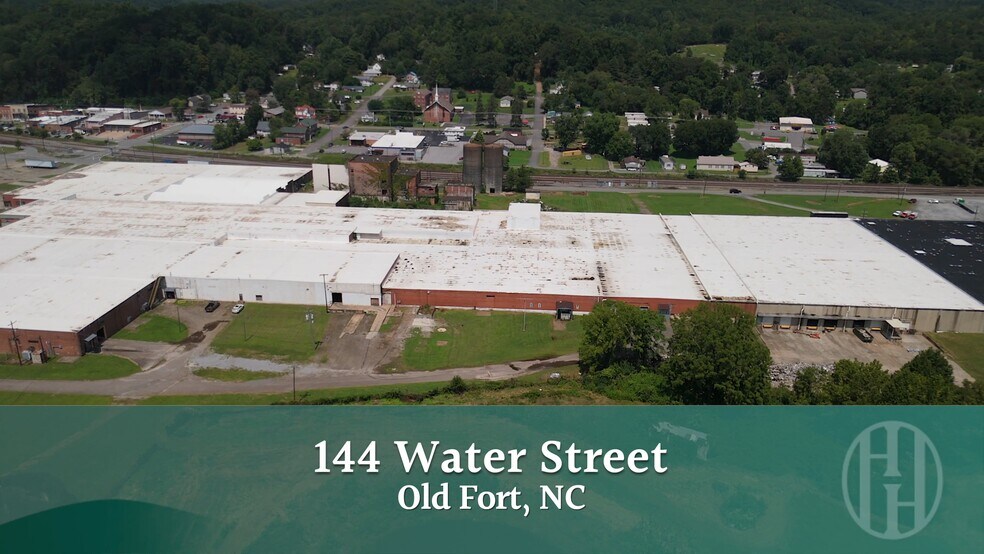 144 Water st, Old Fort, NC à louer - Vidéo sur l’annonce professionnelle – Image 2 sur 22