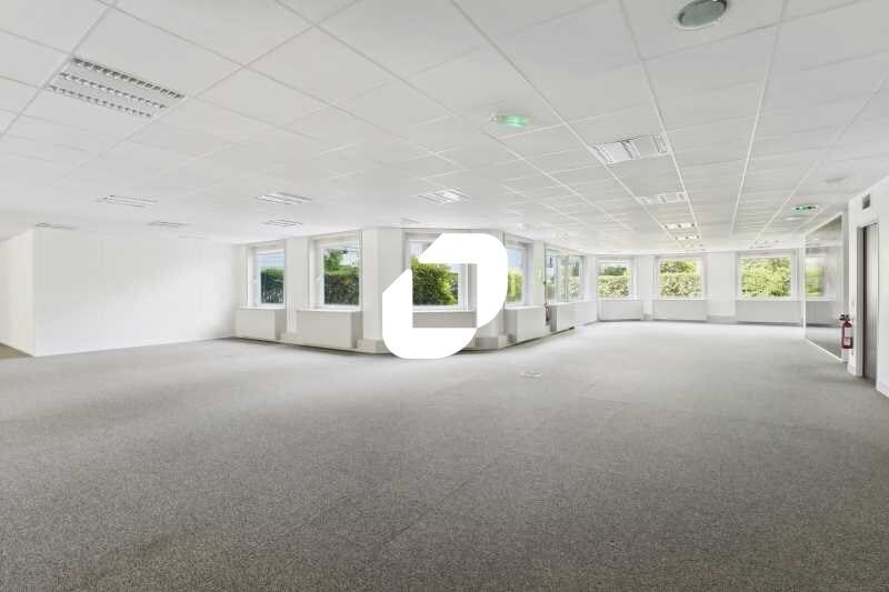 Bureau dans Suresnes à louer - Photo intérieure – Image 3 sur 13