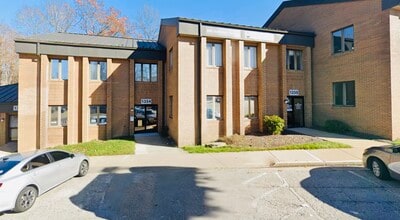 1342-1360 Old Bridge Rd, Woodbridge, VA à louer Photo de l’immeuble– Image 1 sur 10