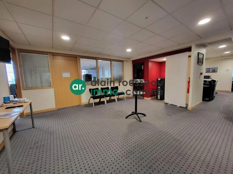 Bureau dans Angers à louer - Photo de l’immeuble – Image 1 sur 3