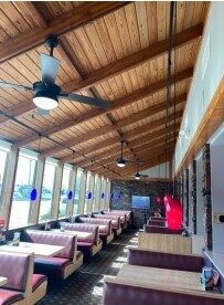 660 N Cedar St, Mason, MI à vendre - Photo intérieure – Image 2 sur 8