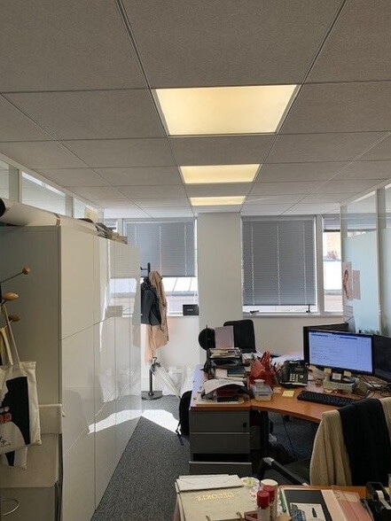18 Rue Trézel, Levallois-Perret à louer - Photo de l’immeuble – Image 2 sur 15