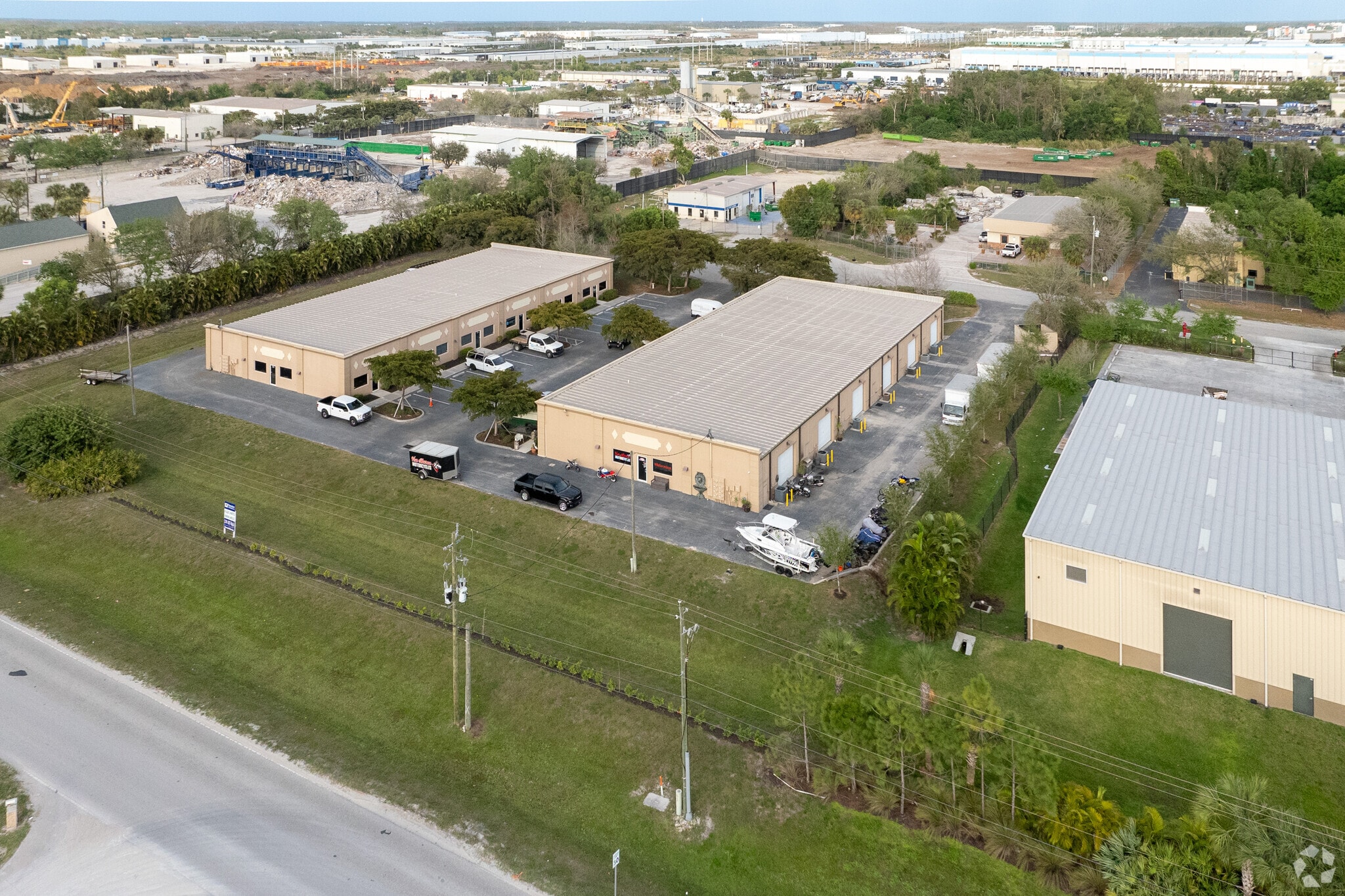 16770 Link Ct, Fort Myers, FL à louer Photo principale– Image 1 sur 8