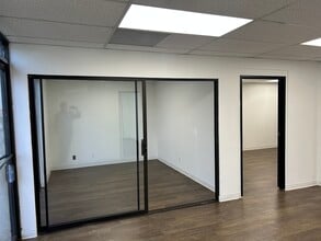 20695 S Western Ave, Torrance, CA à louer Photo intérieure– Image 1 sur 6