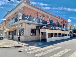 Plus de détails pour Calle Javier Lasso de la Vega, 17, La Rinconada - Local commercial à vendre