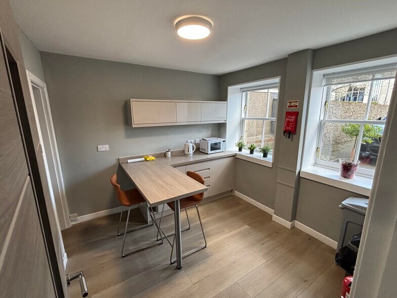 72-74 Carden Pl, Aberdeen à louer - Photo de l’immeuble – Image 3 sur 28