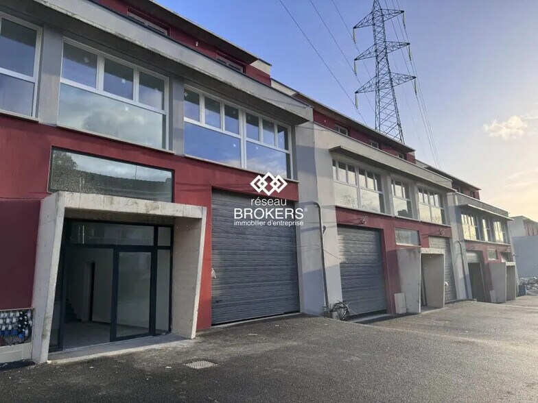 Bureau dans Gagny à louer - Photo de l’immeuble – Image 1 sur 7
