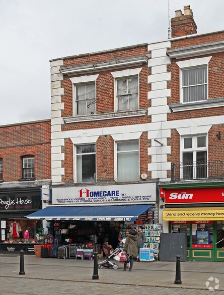 7-8 High St, High Wycombe à louer - Photo de l’immeuble – Image 3 sur 7