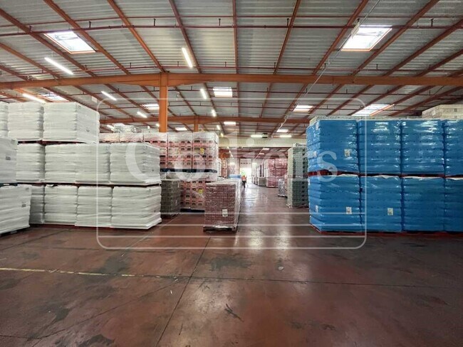 Plus de détails pour Industriel/Logistique à louer