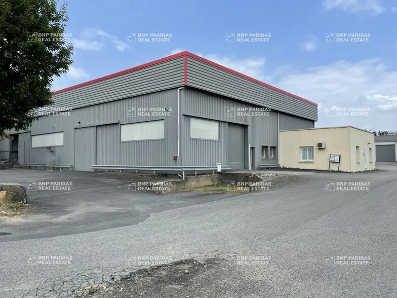 Industriel/Logistique dans Carquefou à louer - Photo de l’immeuble – Image 1 sur 15