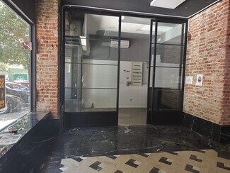 Plus de détails pour Local commercial à louer
