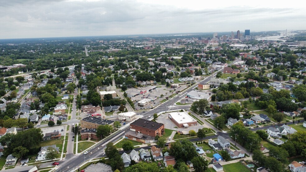 1605 Broadway St, Toledo, OH à vendre - Photo de l’immeuble – Image 1 sur 6