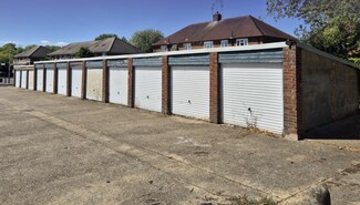 Plus de détails pour Broadwater Gdns, Uxbridge - Spécialisé à vendre