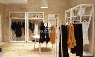 Plus de détails pour Local commercial à vendre