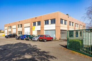 Plus de détails pour Local commercial à louer