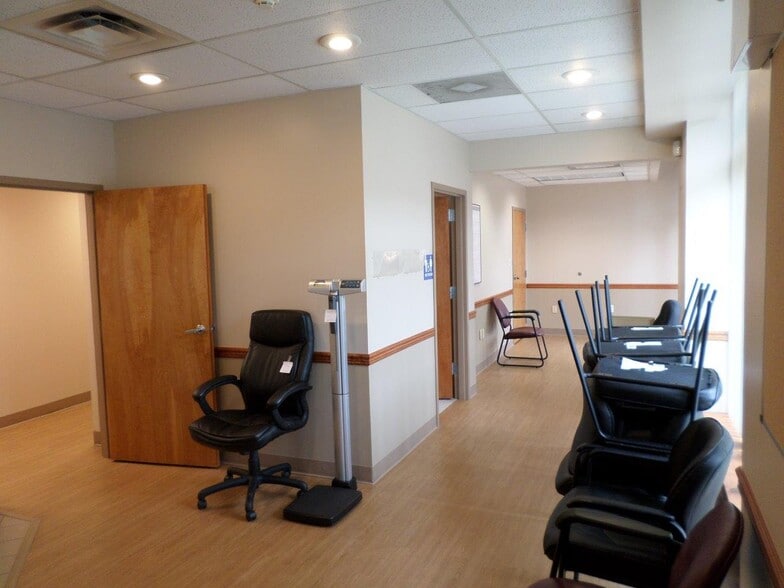 1140-1141 Quincy Ave, Dunmore, PA à louer - Photo intérieure – Image 3 sur 13