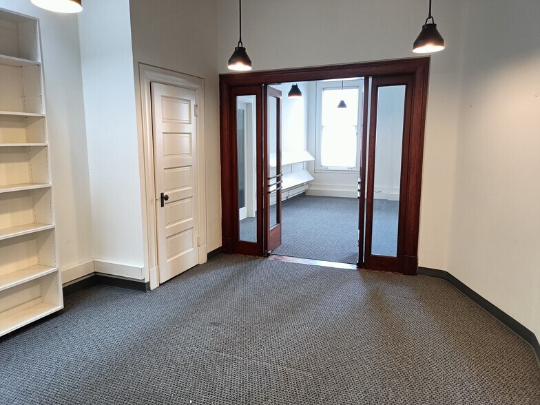26-38 S Raymond Ave, Pasadena, CA à louer - Photo de l’immeuble – Image 3 sur 7