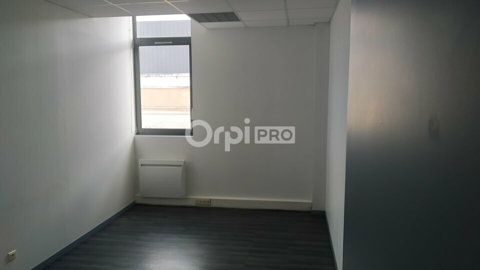 Bureau dans Reims à louer - Photo de l’immeuble – Image 3 sur 5