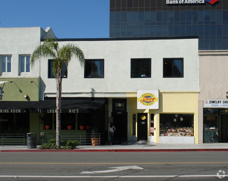 449-451 N Canon Dr, Beverly Hills, CA à louer - Photo de l’immeuble – Image 2 sur 6