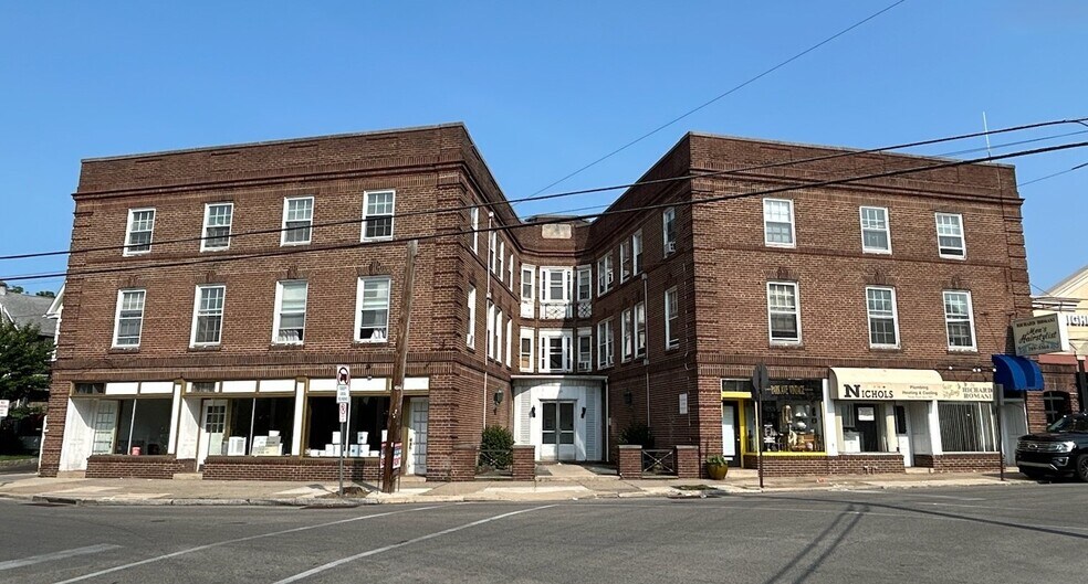 26 Park Ave, Upper Darby, PA à vendre - Photo de l’immeuble – Image 1 sur 8
