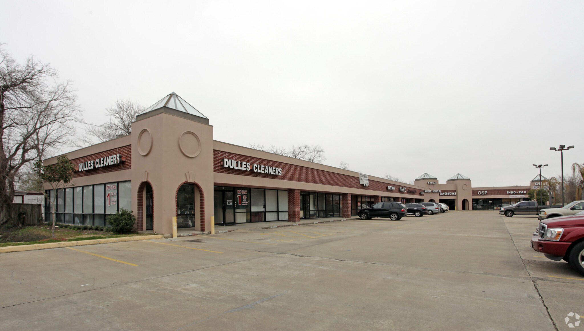867 Dulles Ave, Stafford, TX à louer Photo principale– Image 1 sur 14