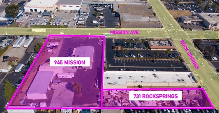 945 W Mission Ave, Escondido, CA à vendre - Photo de l’immeuble – Image 3 sur 27