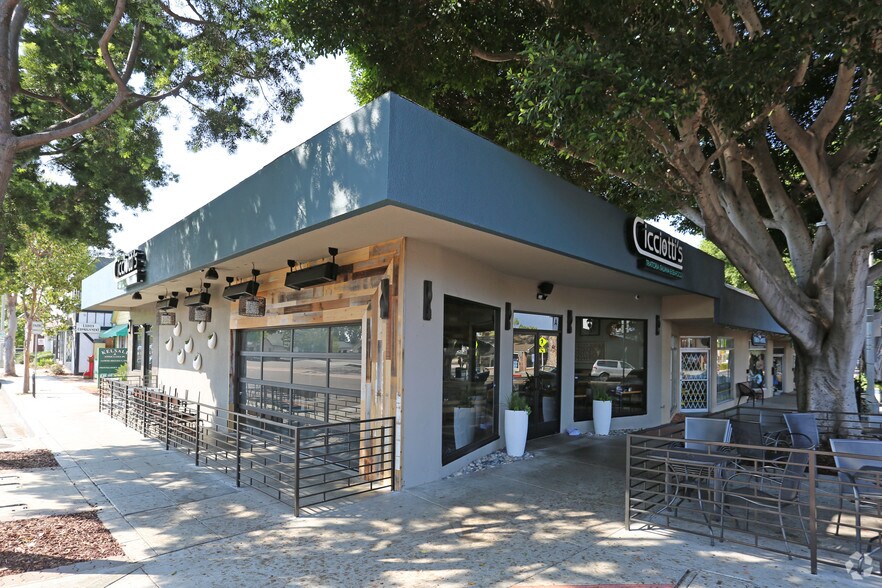 555-595 Grand Ave, Carlsbad, CA à louer - Photo de l’immeuble – Image 1 sur 5