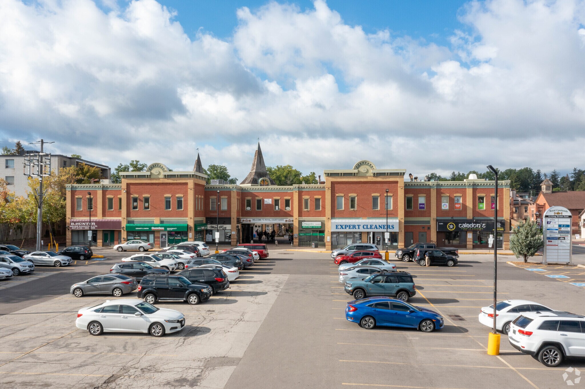 18 King St, Caledon, ON à louer Photo de l’immeuble– Image 1 sur 6