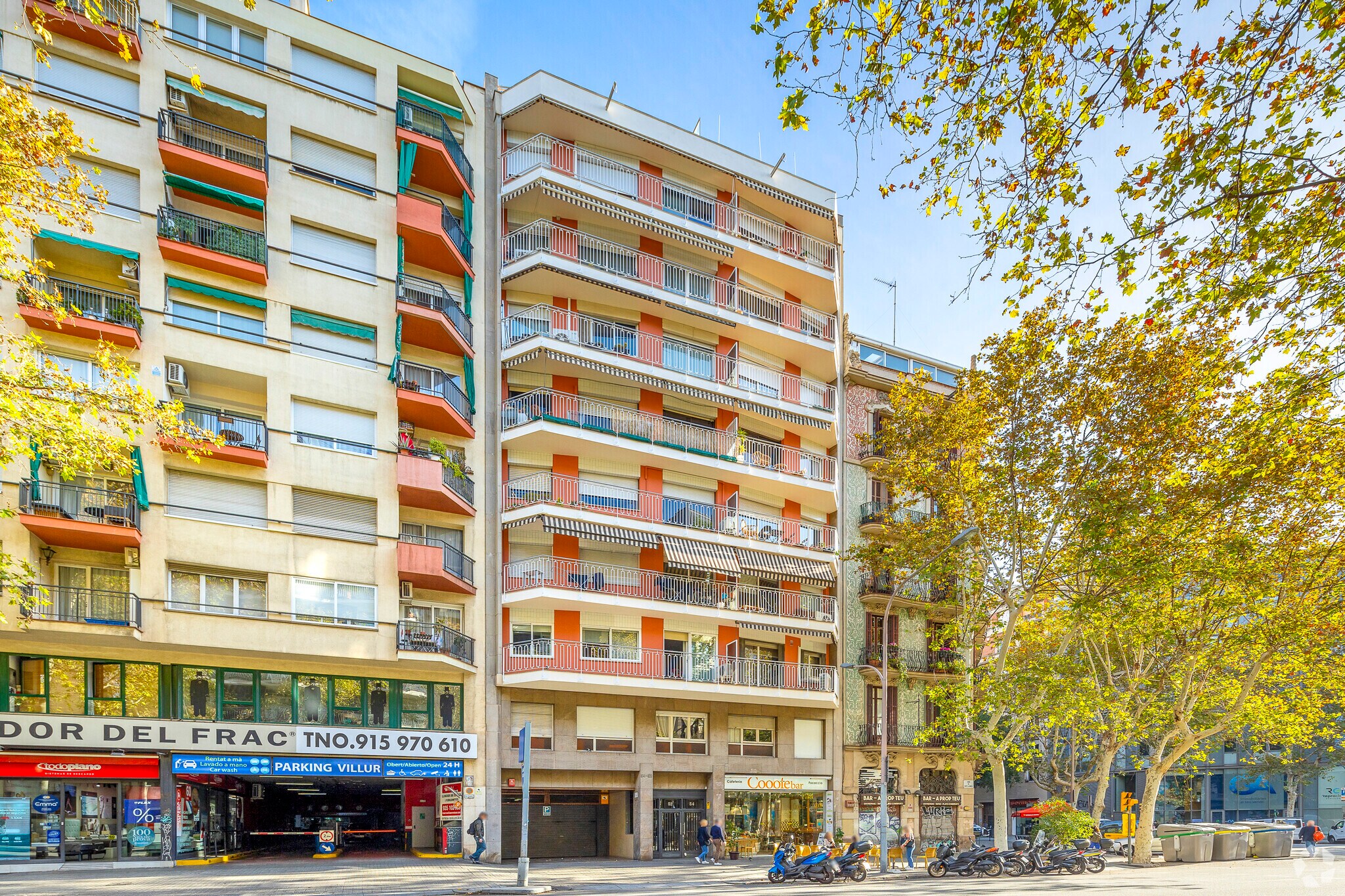 Local commercial dans Barcelone, Barcelona à louer Photo principale– Image 1 sur 3
