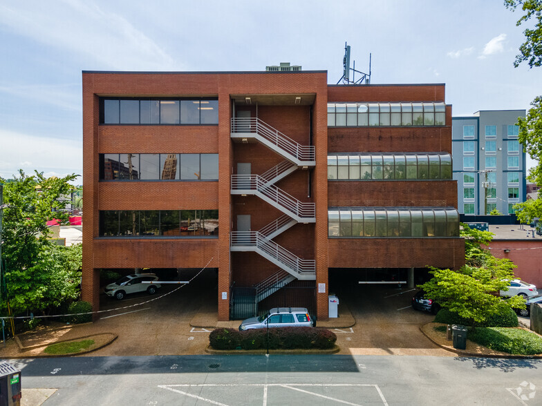 110 29th Ave N, Nashville, TN à louer - Photo de l’immeuble – Image 2 sur 9