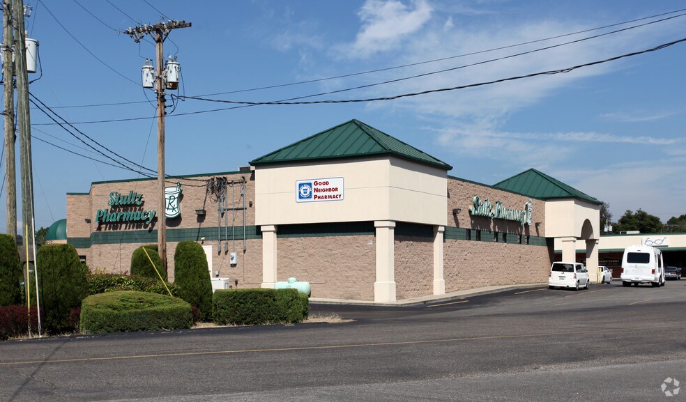 1615 Ashland Rd, Greenup, KY à vendre - Photo de l’immeuble – Image 2 sur 2
