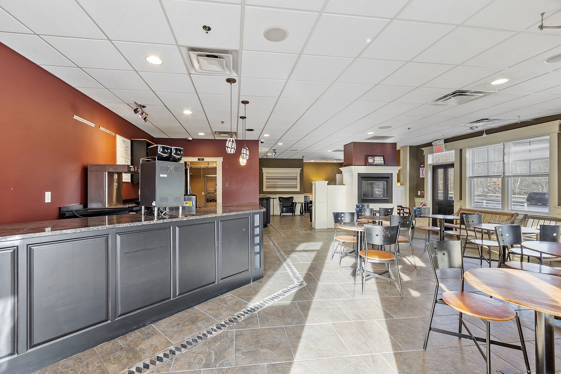 307 Grafton St, Shrewsbury, MA à louer Photo intérieure– Image 1 sur 14