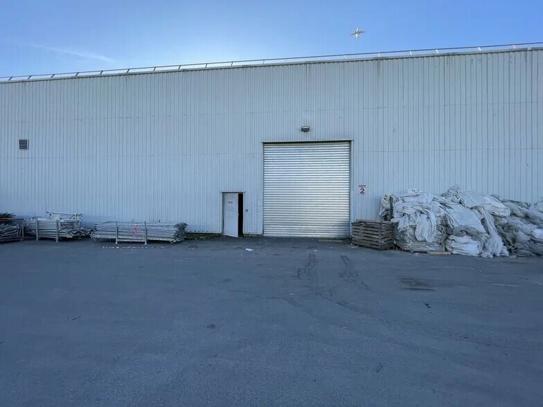Industriel/Logistique dans Goussainville à louer - Photo de l’immeuble – Image 3 sur 6