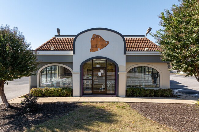 Plus de détails pour 4115 Rossville Blvd, Chattanooga, TN - Local commercial aux enchères