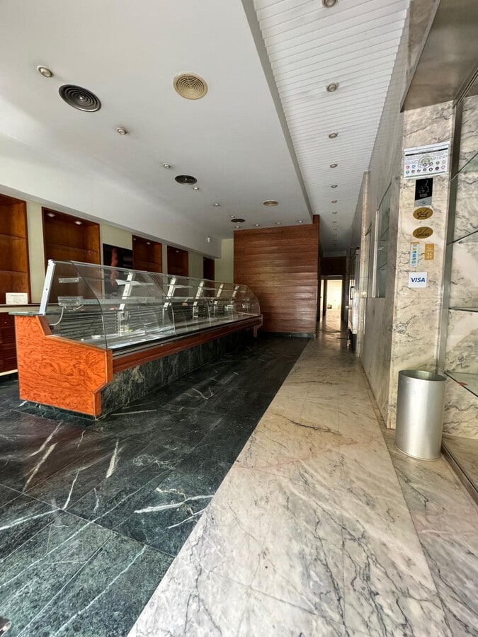 Avenida Puerto Del, 312, València, VAL 46011 - Lot 02 - - Photo intérieure - Image 2 of 11