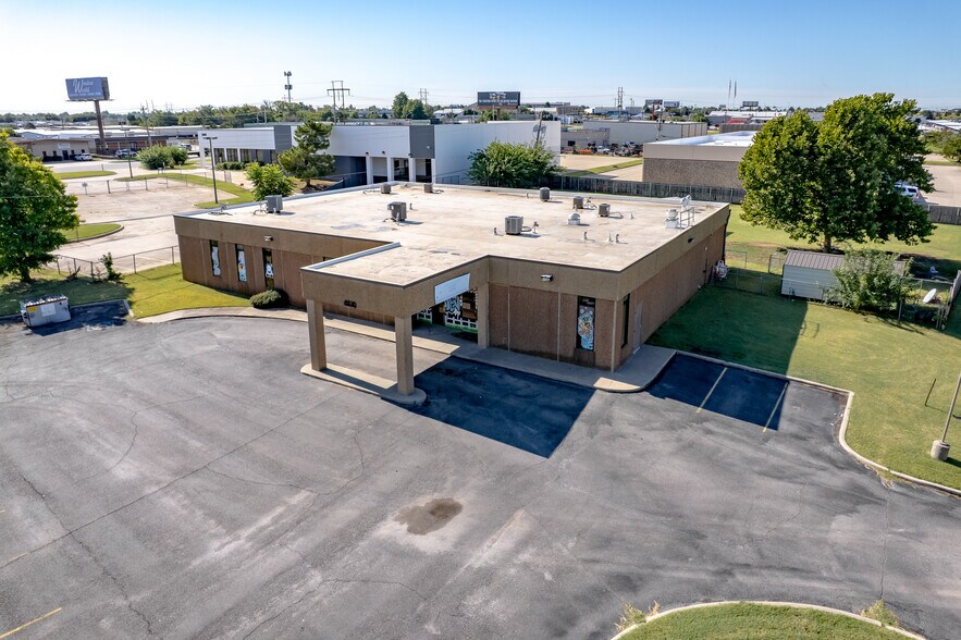 4520 SW 33rd St, Oklahoma City, OK à vendre - Photo de l’immeuble – Image 1 sur 51