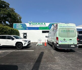 Plus de détails pour 2040 Washington St, Hollywood, FL - Bureau/Médical à louer