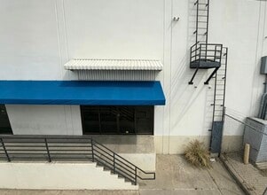 5455 E La Palma Ave, Anaheim, CA à louer Photo de l’immeuble– Image 1 sur 11