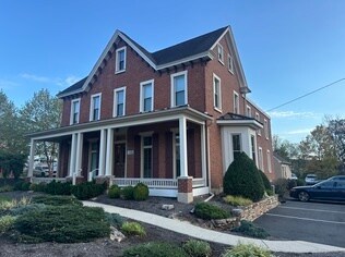 Plus de détails pour 2120 E High St, Pottstown, PA - Bureau à vendre