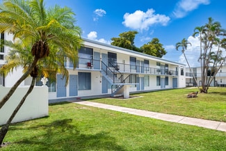 Plus de détails pour 3870 N Andrews Ave, Oakland Park, FL - Logement à vendre