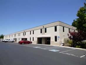 4750 Norris Canyon Rd, San Ramon, CA à louer Photo intérieure– Image 2 sur 3