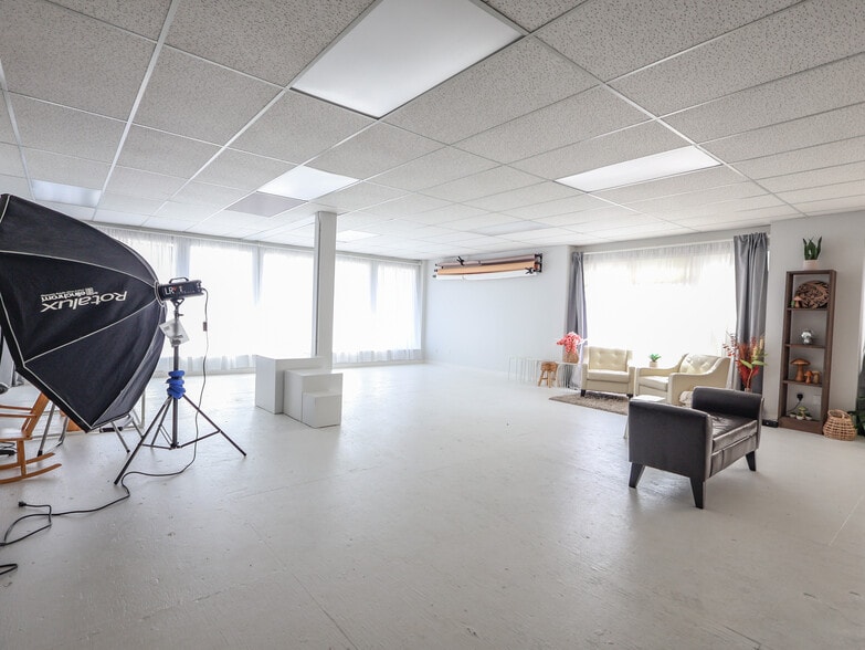 5002 50 st, Stettler, AB à vendre - Photo de l’immeuble – Image 2 sur 35