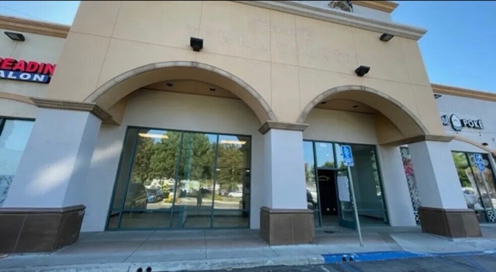 4235 University Pky, San Bernardino, CA à louer - Photo de l’immeuble – Image 1 sur 3